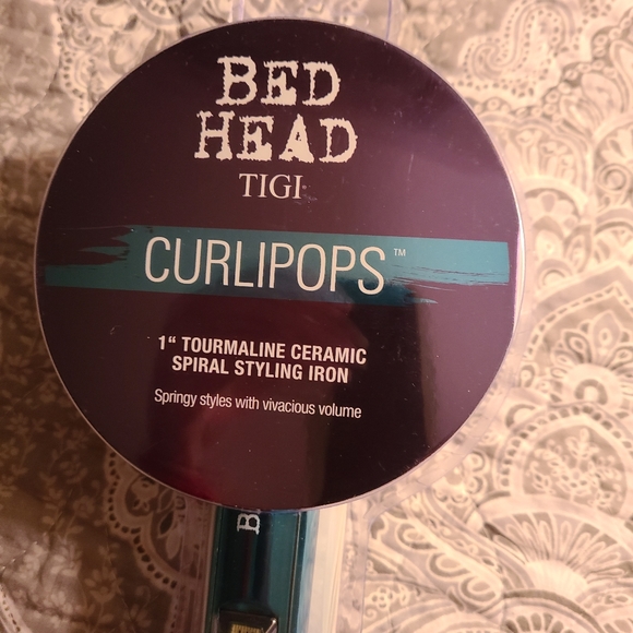 Bed Head Tigi Curlipops 1 inch Tourmaline Ceramic Spiral Styling Iron - Picture 4 of 4